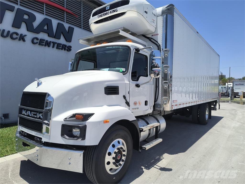 Mack MD6 42R ボックスボディー、ウイング、箱車