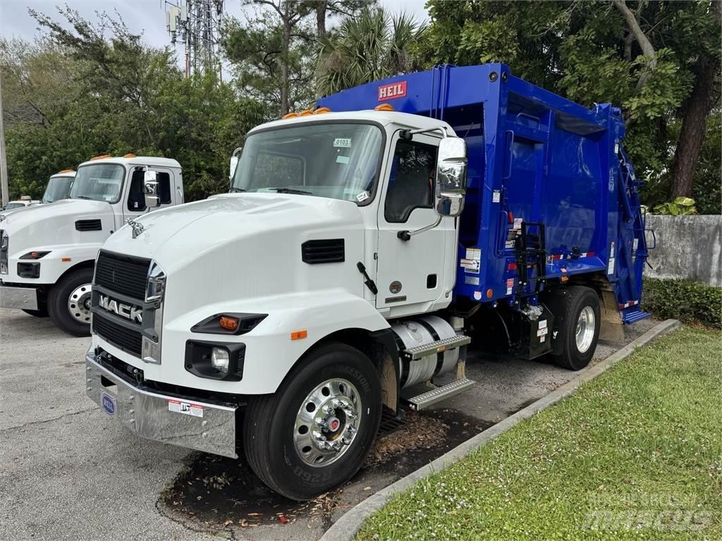Mack MD7 42R その他トラック