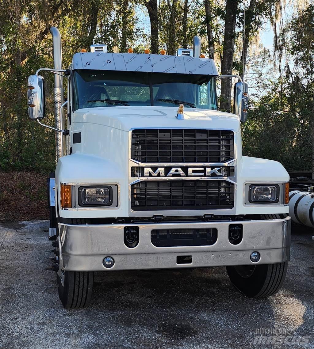 Mack PI64T 中古トラクターヘッド | トレーラーヘッド