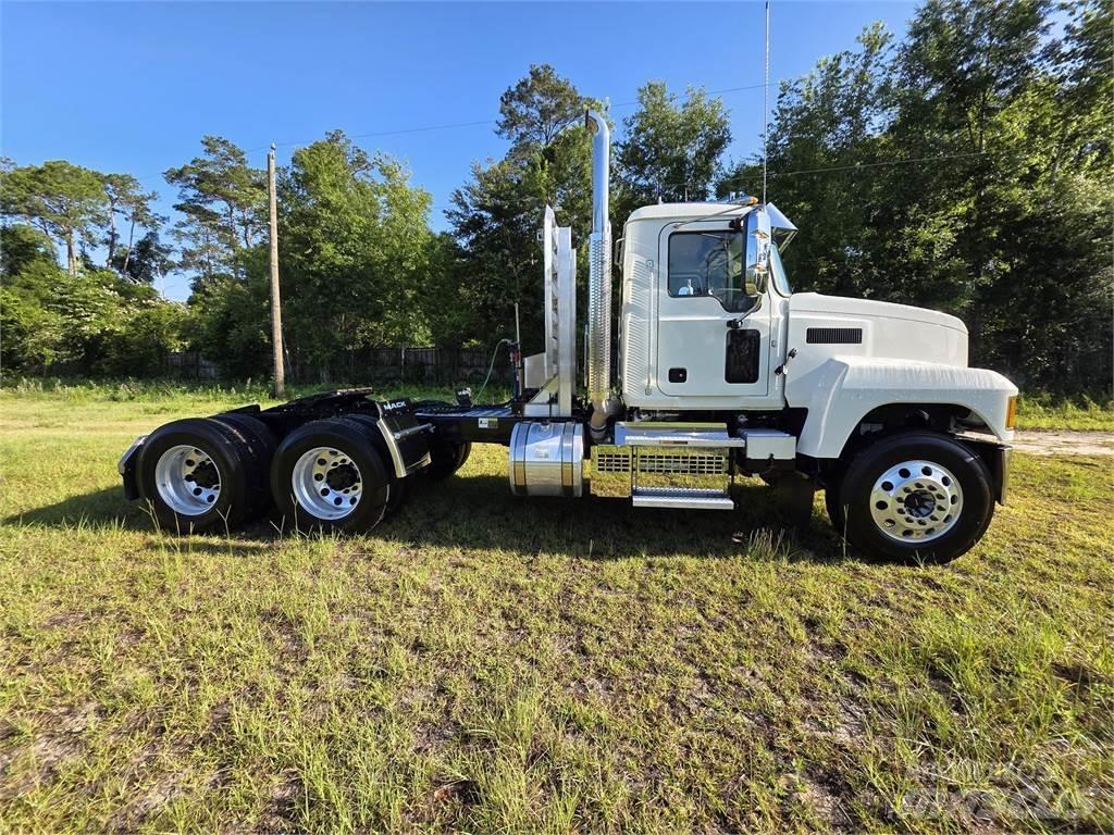 Mack PI64T 中古トラクターヘッド | トレーラーヘッド