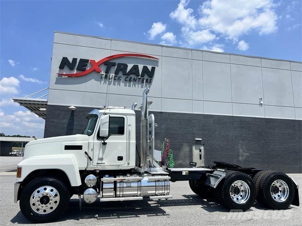 Mack PI64T 中古トラクターヘッド | トレーラーヘッド