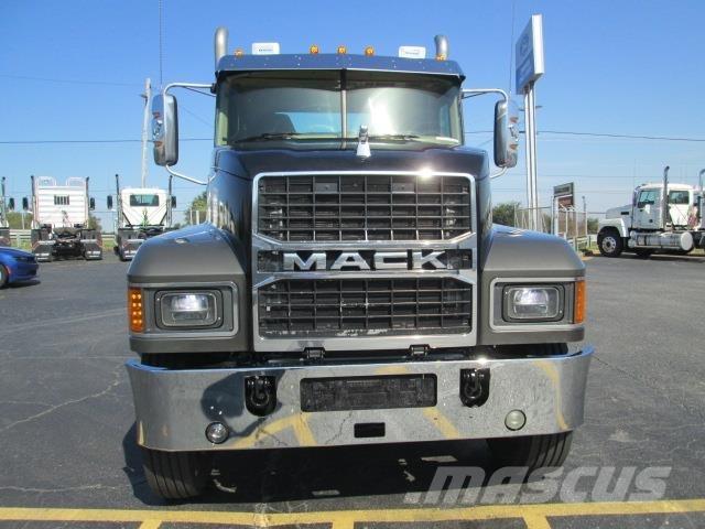 Mack PI64T 中古トラクターヘッド | トレーラーヘッド