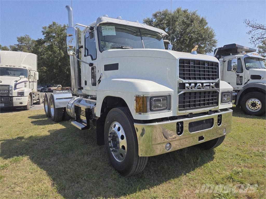Mack PI64T 中古トラクターヘッド | トレーラーヘッド