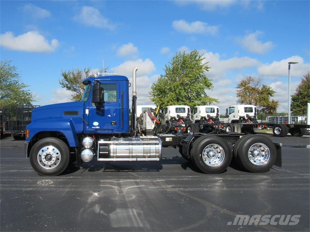 Mack PI64T 中古トラクターヘッド | トレーラーヘッド