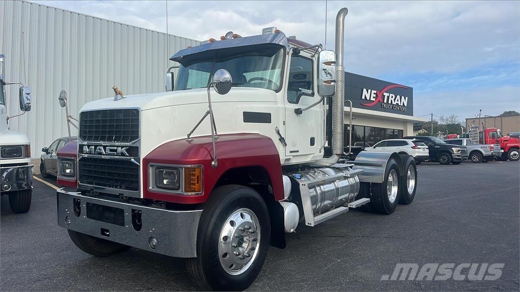 Mack PI64T 中古トラクターヘッド | トレーラーヘッド