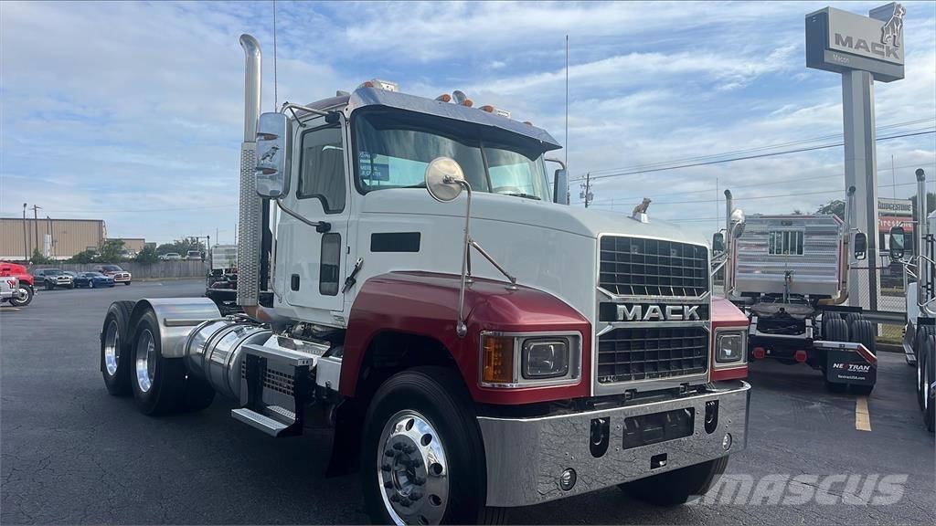 Mack PI64T 中古トラクターヘッド | トレーラーヘッド