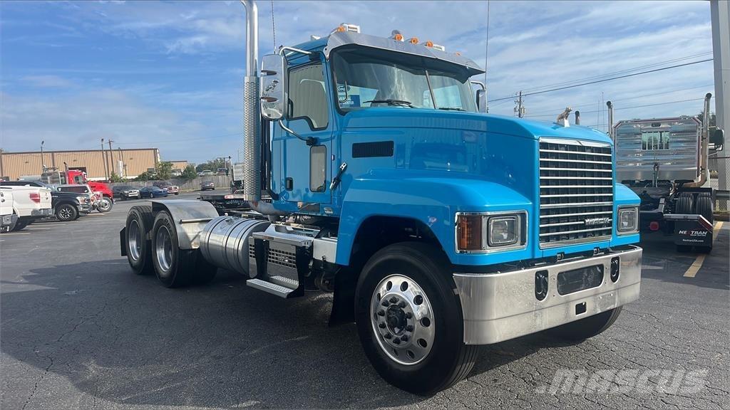 Mack PI64T 中古トラクターヘッド | トレーラーヘッド