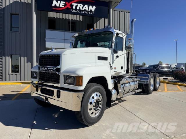 Mack PI64T 中古トラクターヘッド | トレーラーヘッド