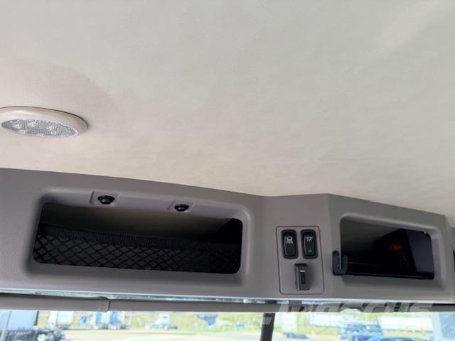 Mack PI64T 中古トラクターヘッド | トレーラーヘッド