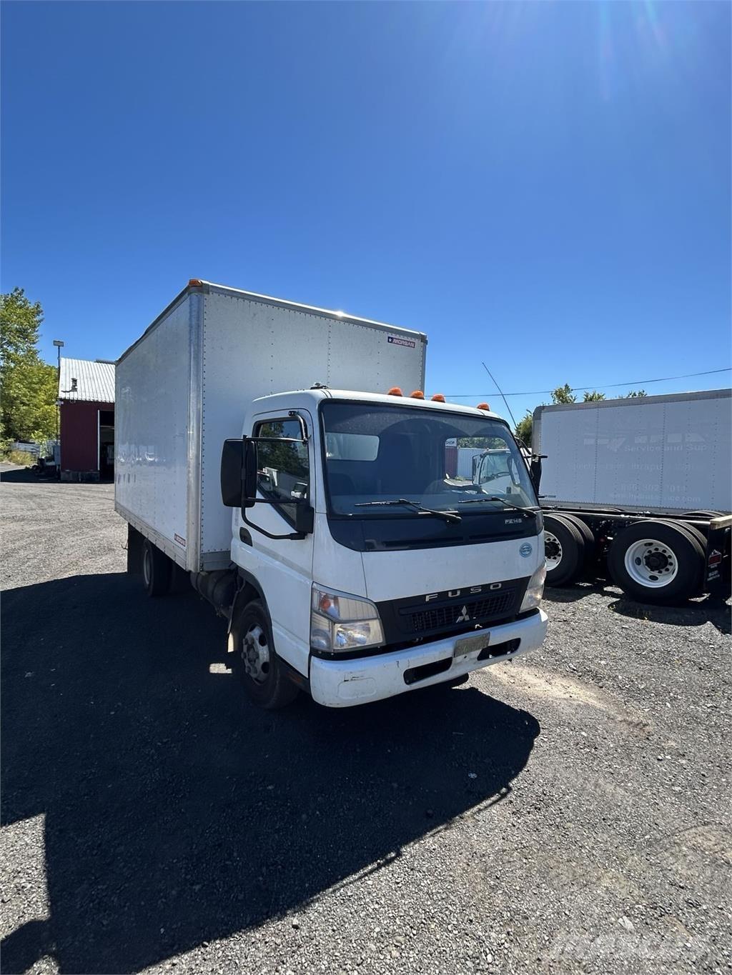 Mitsubishi FUSO FE140 ボックスボディー、ウイング、箱車