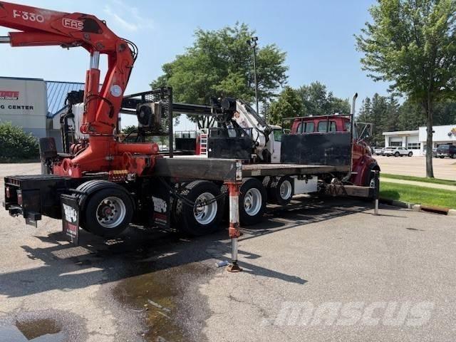 Sterling TRUCK LT9522 中古トラクターヘッド | トレーラーヘッド