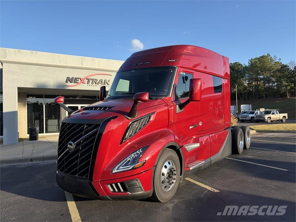 Volvo VNL64T840 中古トラクターヘッド | トレーラーヘッド