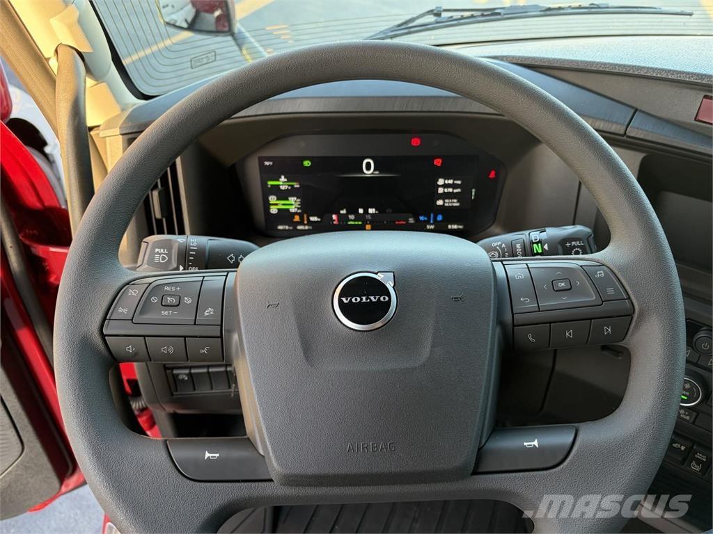 Volvo VNL64T840 中古トラクターヘッド | トレーラーヘッド