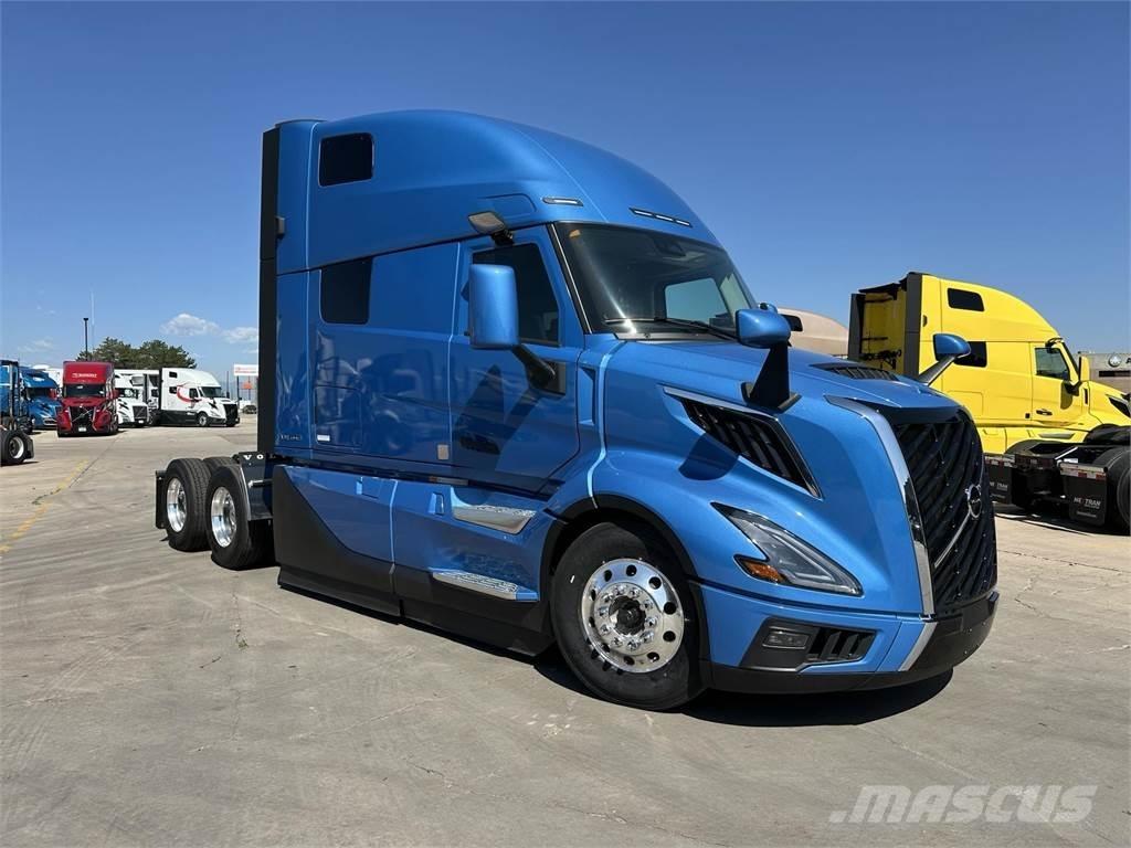 Volvo VNL64T860 中古トラクターヘッド | トレーラーヘッド