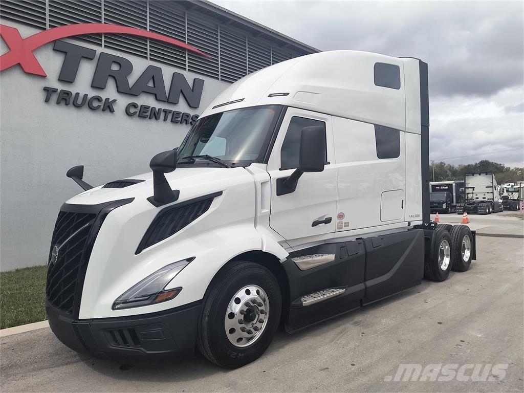 Volvo VNL64T860 中古トラクターヘッド | トレーラーヘッド