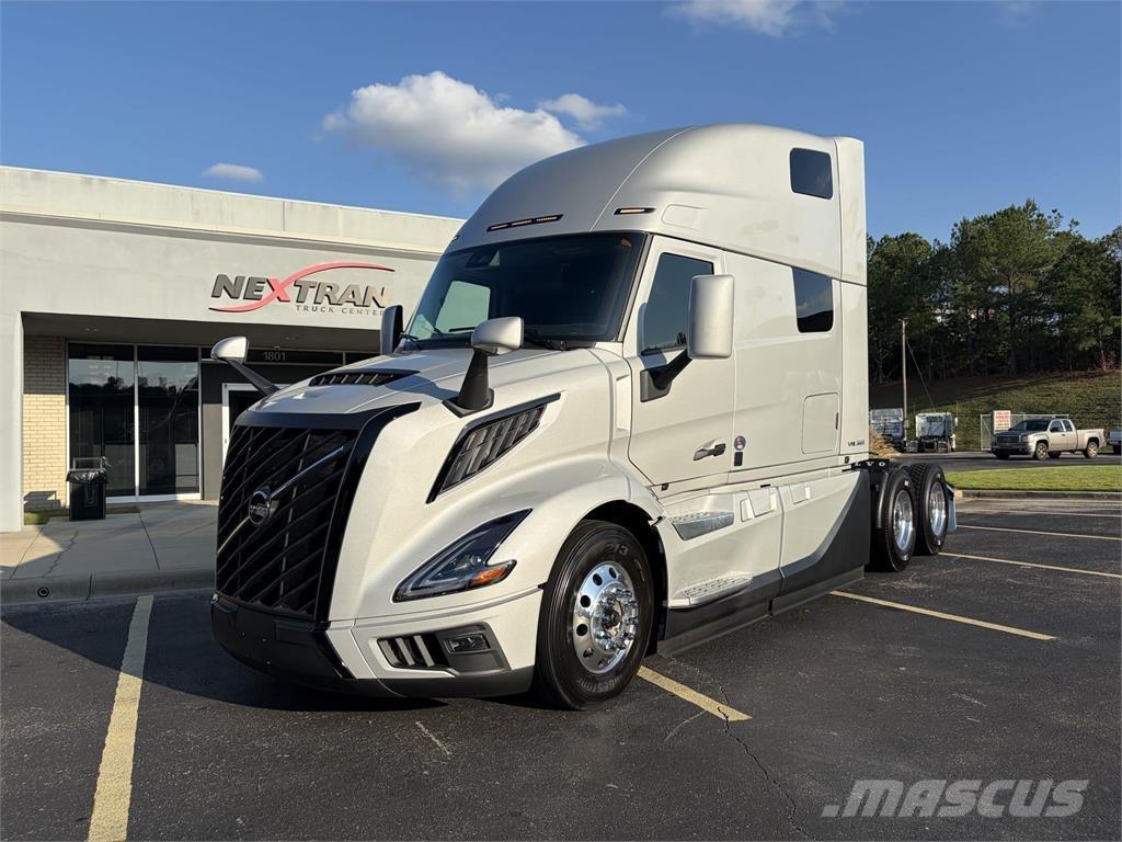 Volvo VNL64T860 中古トラクターヘッド | トレーラーヘッド