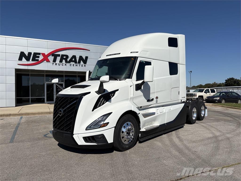 Volvo VNL64T860 中古トラクターヘッド | トレーラーヘッド