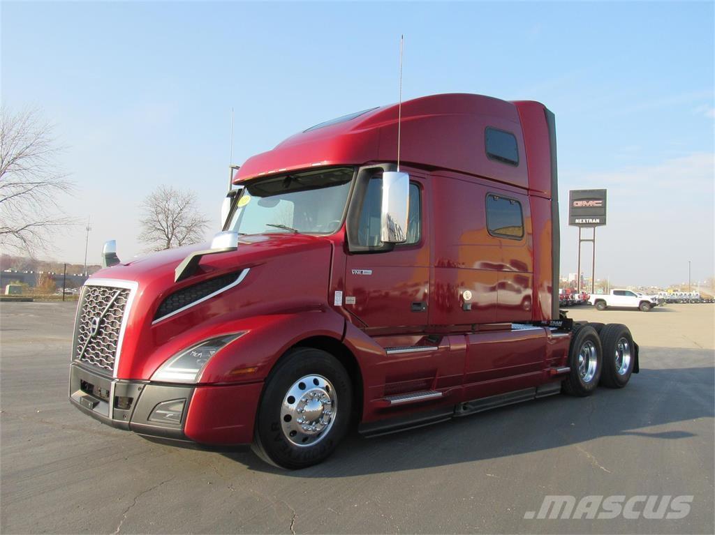 Volvo VNL64T860 中古トラクターヘッド | トレーラーヘッド