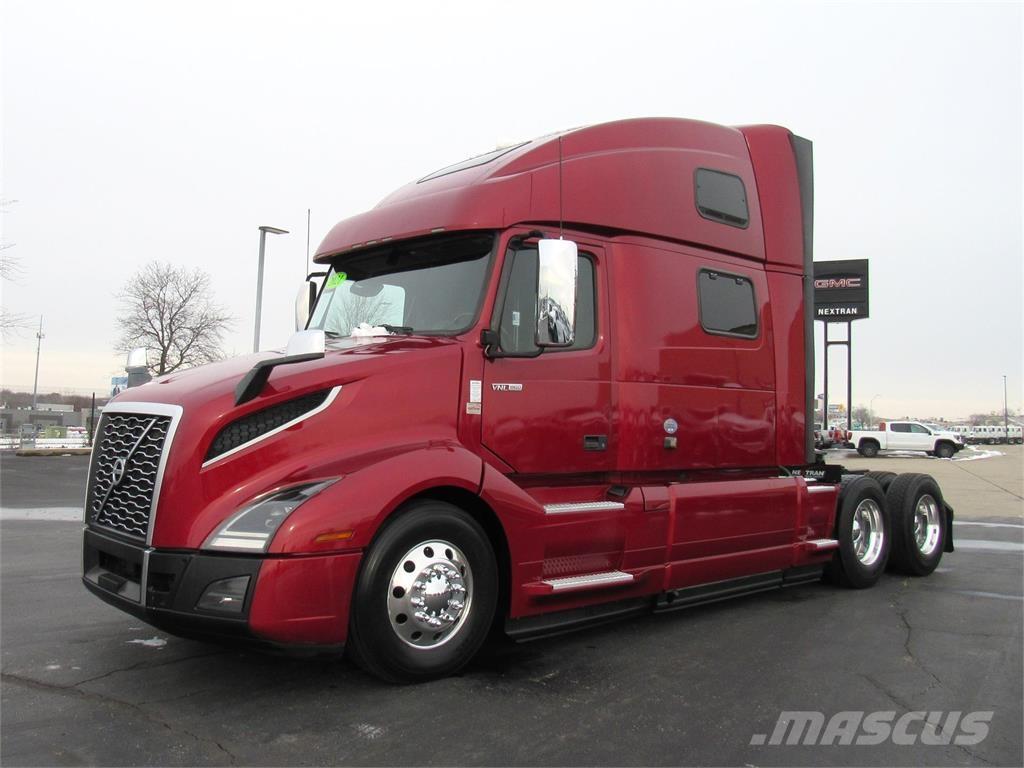 Volvo VNL64T860 中古トラクターヘッド | トレーラーヘッド