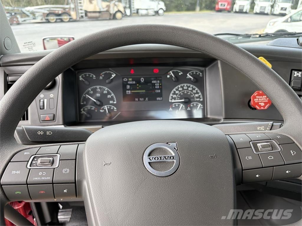 Volvo VNR64T300 中古トラクターヘッド | トレーラーヘッド