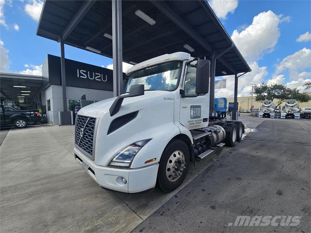 Volvo VNR64T300 中古トラクターヘッド | トレーラーヘッド