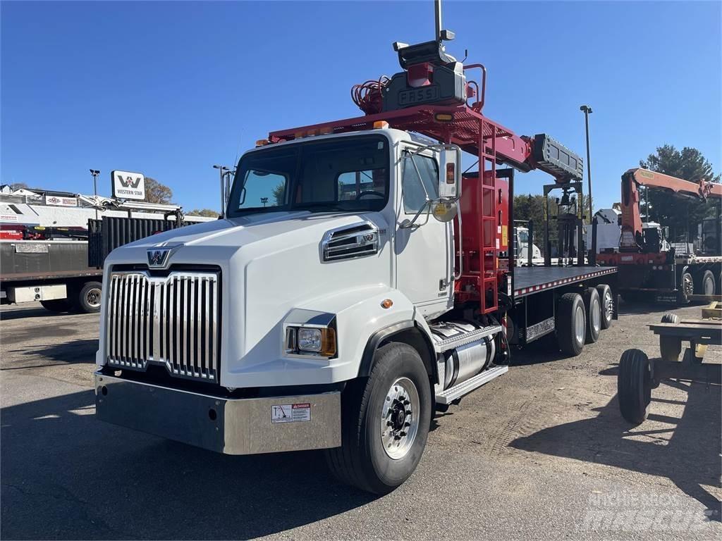 Western Star 4700SB その他トラック
