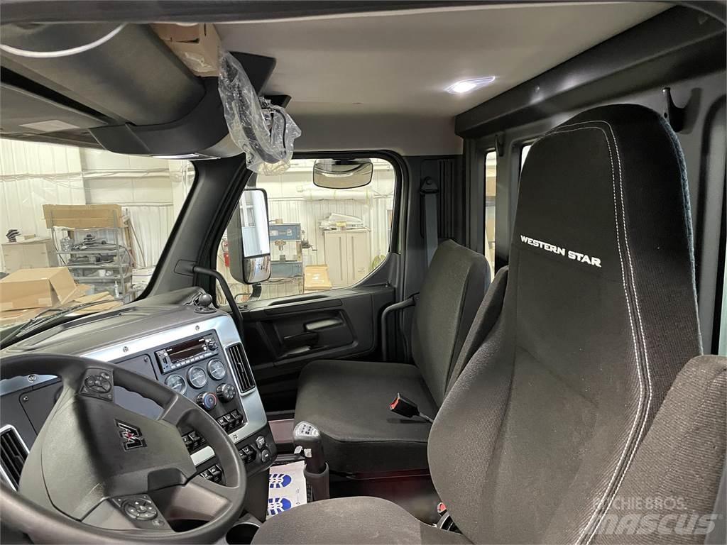 Western Star 49X その他トラック