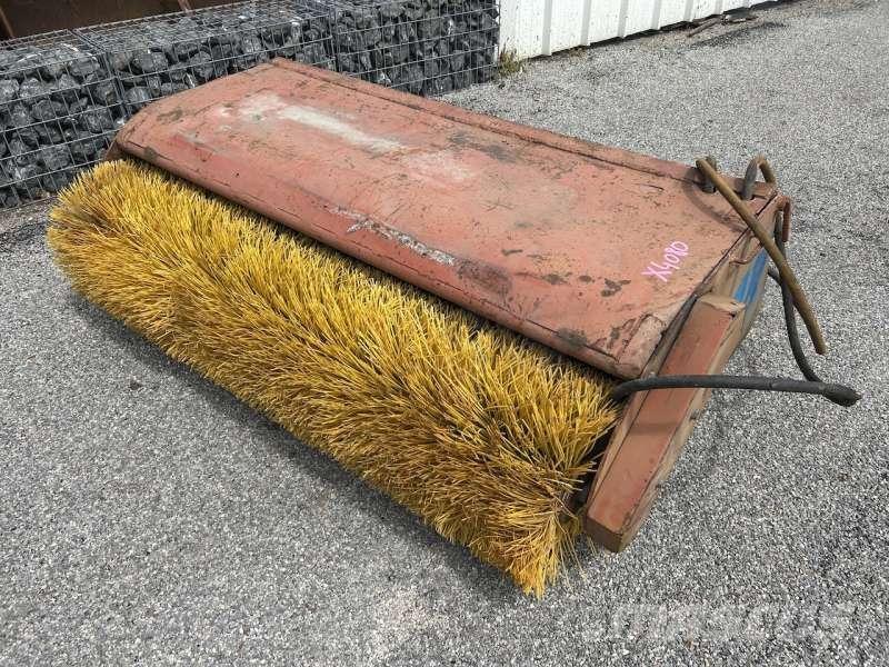  AUTRE 1700mm 街路清掃車