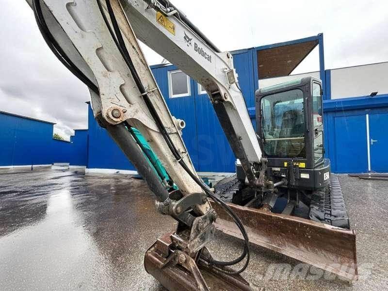 Bobcat E50 ミニ油圧ショベル 7t以下（ミニユンボ・ミニディガー）