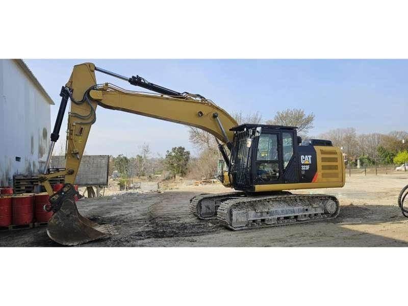 CAT 323F 大型油圧ショベル12t以上（パワーショベル・ユンボ）