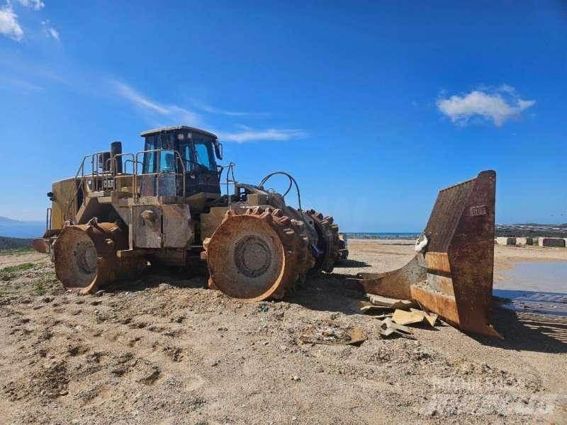 CAT 836H ソイルコンパクター