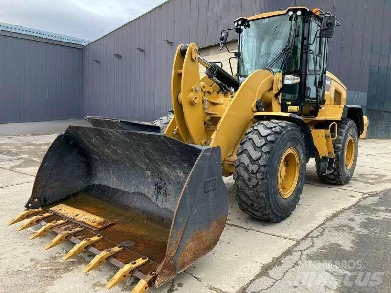 CAT 938M ホイールローダー・タイヤショベル
