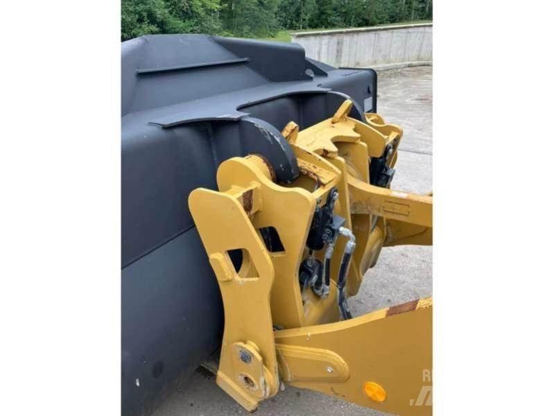 CAT 938M ホイールローダー・タイヤショベル