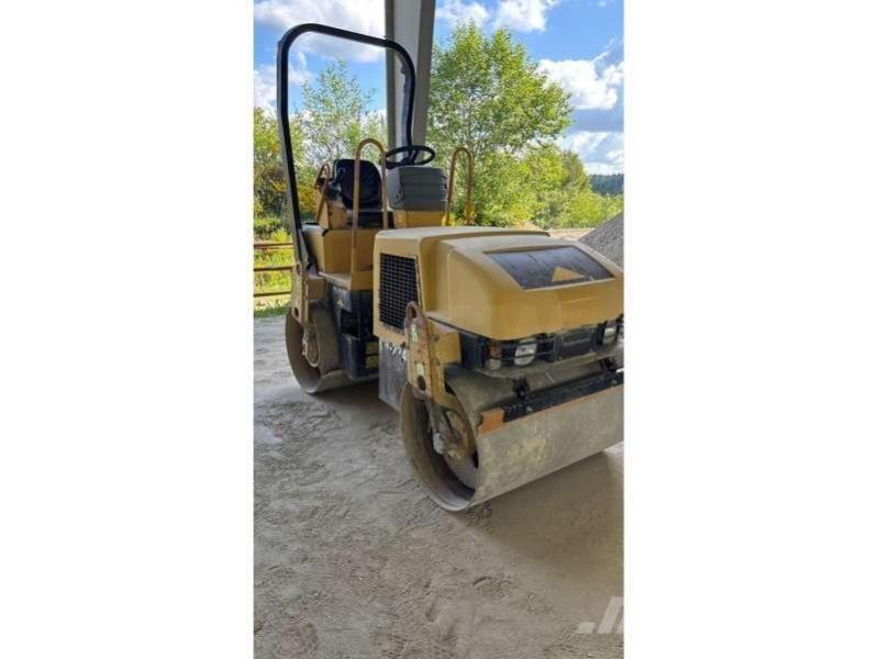CAT CB-224E ソイルコンパクター