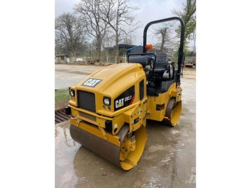 CAT CB2.7 ソイルコンパクター