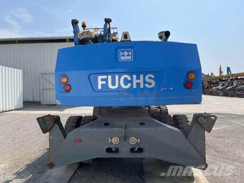 Fuchs MHL320 廃棄物／工業産廃処理機