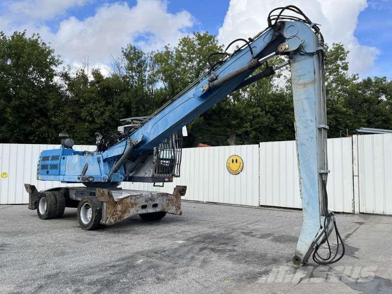 Fuchs MHL335 廃棄物／工業産廃処理機