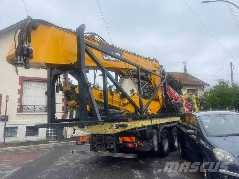 JCB JS360 解体油圧ショベル