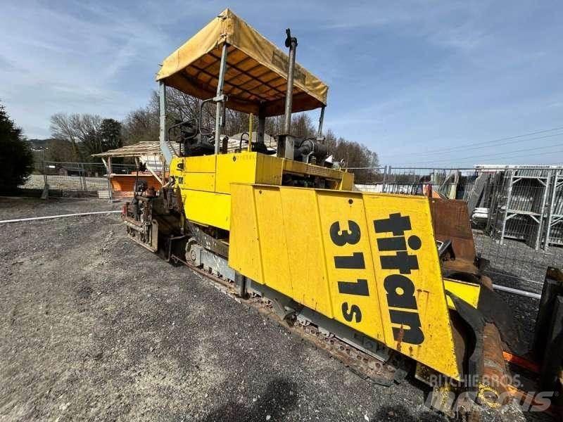 Titan 311S アスファルトフィニッシャ