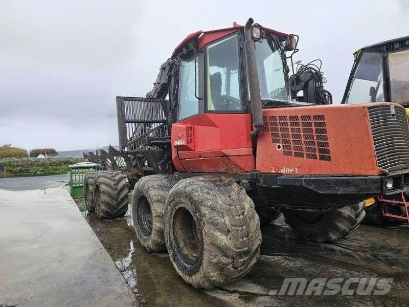 Valmet 840.4 林業トラクター