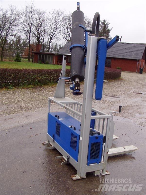 Al-vac 1600 FLEX 建設機械 -　その他