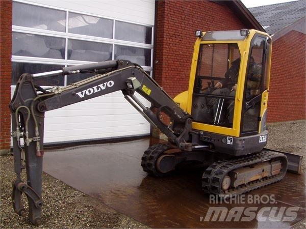 Volvo ECR38 ミニ油圧ショベル 7t以下（ミニユンボ・ミニディガー）