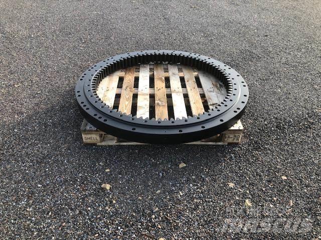CAT 325 BL シャーシ及びサスペンション