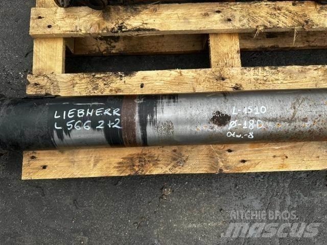 Liebherr L 566 WAŁ キャビン及び内装