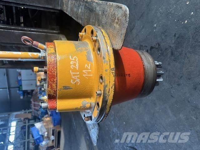 Liebherr SAT 225 シャーシ及びサスペンション