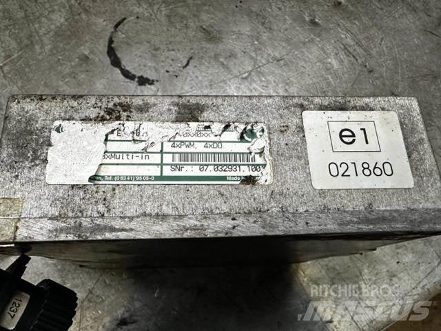  xMulti-in A934 C 電子機器