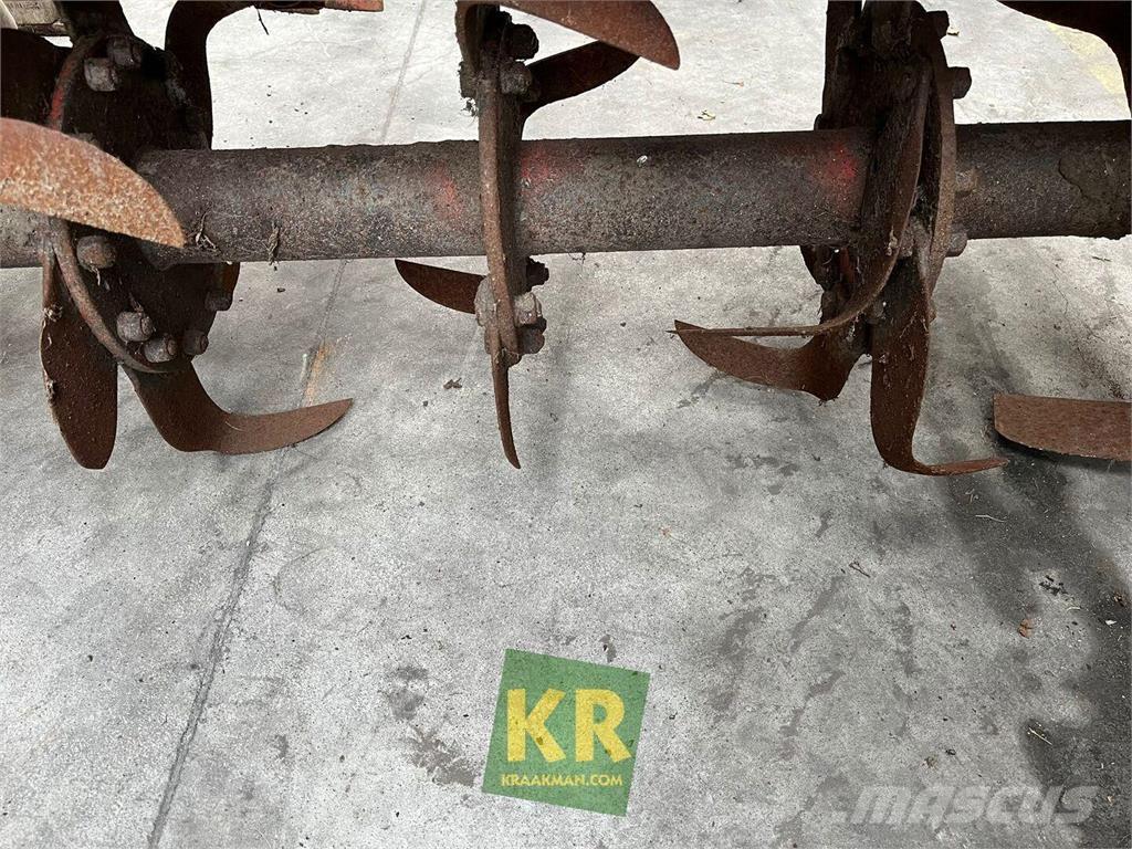 Agrator 230 cm 茎切断機