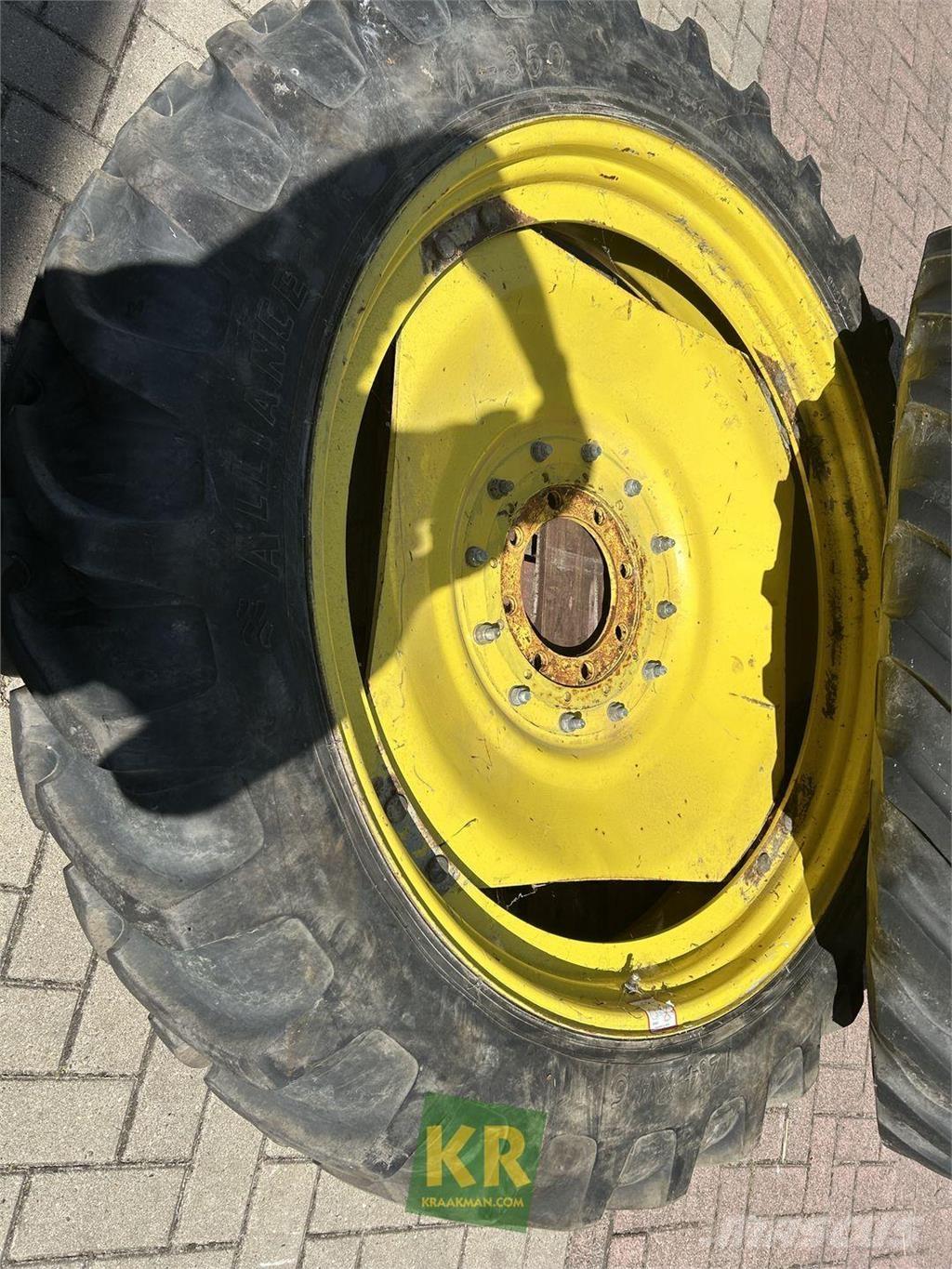 Alliance 12.4R46 タイヤ、ホイル、リム