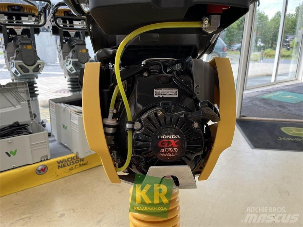 Bomag BT60 農業機械 -　その他