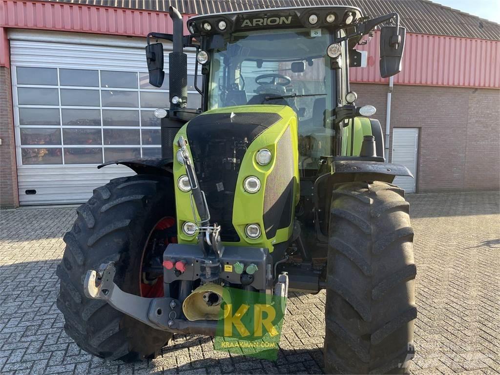 CLAAS Arion 530 トラクター